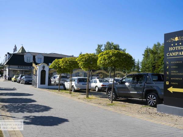 Hotel Restauracja CAMPARI