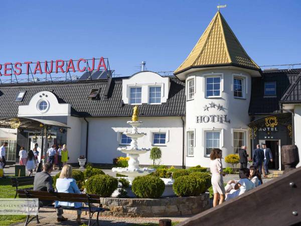 Hotel Restauracja CAMPARI