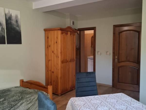 Pokój czteroosobowy nr4 