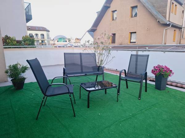 Taras na piętrze do dyspozycji gości 