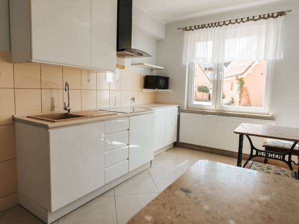 KUCHNIA WSPÓLNA - POKOJE