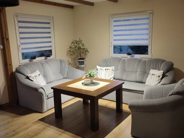 Domek nad Stawem z Jacuzzi