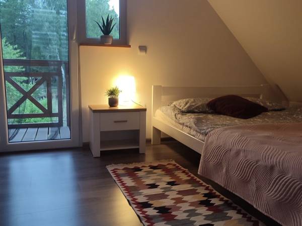 Domek nad Stawem z Jacuzzi