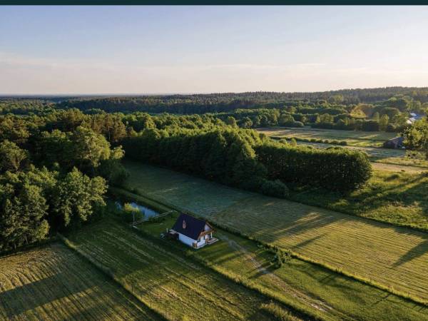Domek nad Stawem z Jacuzzi