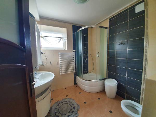 łazienka na półpiętrze