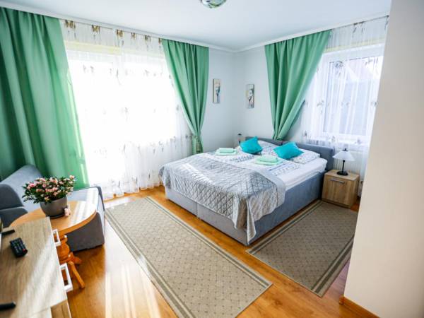 Pokoje i Apartamenty Villa Nadmorska 