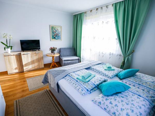  Pokoje i Apartamenty Villa Nadmorska 