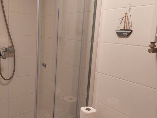 WYPOCZYNKOWO POKOJE GOŚCINNE