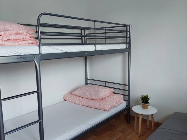 Pokój z łazienką na piętrze