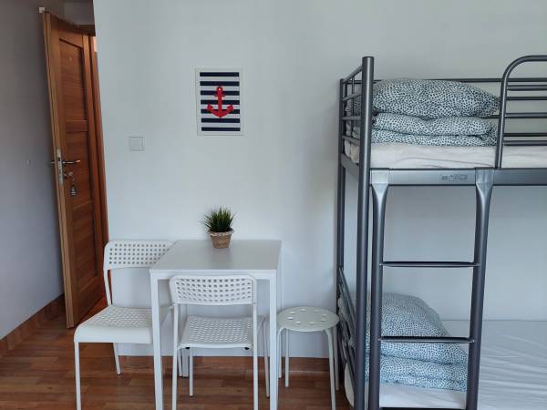 Pokój z łazienką na parterze 