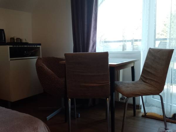 Pokòj trzyosobowy z dużym balkonem