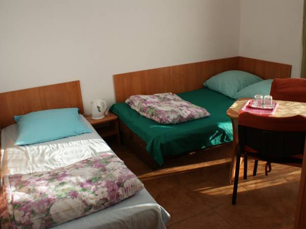 Całoroczny Dom Wczasowo - Hotelowy