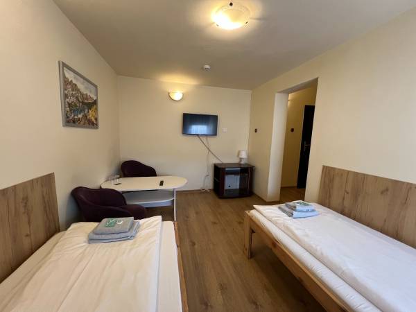 Pokój 2 os z łóżkami pojedynczymi z prywatną łazienka