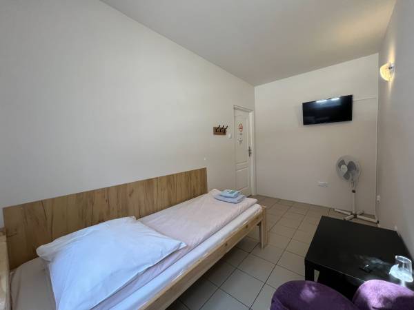 Pokój 1 os z wspólną łazienka