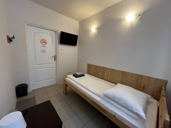 Pokój 1 os z wspólną łazienka