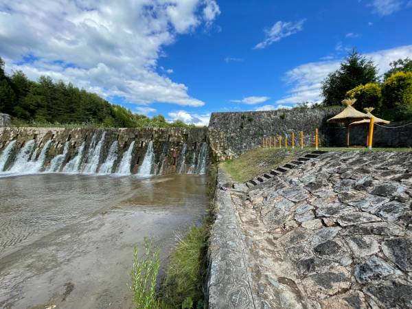 Kaskady na grajcarku 50m od obiektu