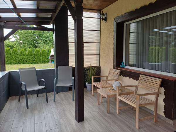 Dom i Domek E.W.A w Jantarze