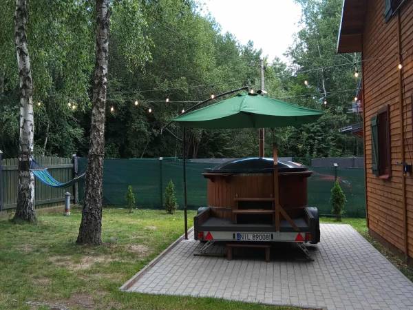 Domek nr 1 , balia pod parasolką