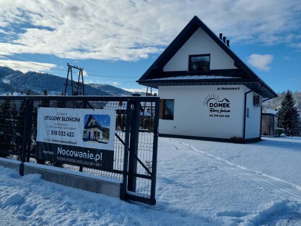 Domek Otulony Słońcem