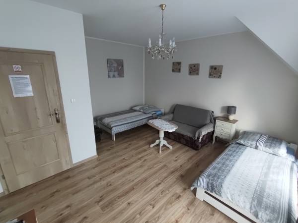 Villa Nowa 2 - wspólna łazienka na 2 pokoje