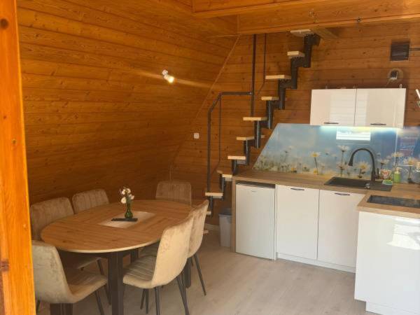 Domki Letniskowe Merkury - Góry Stołowe - Radków