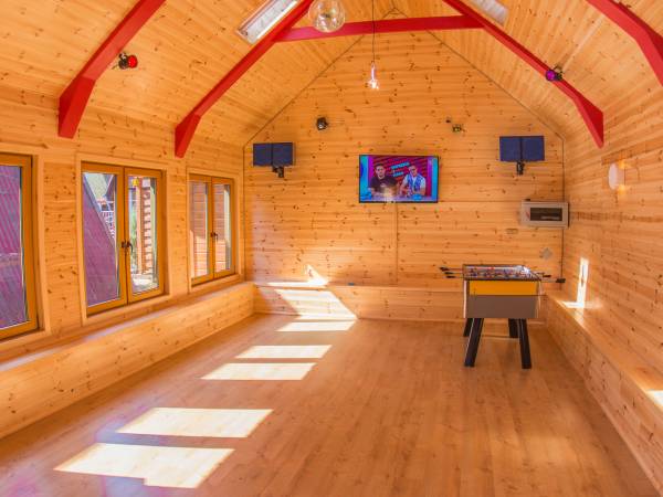 Domki pod lasem blisko morza, Sztutowo