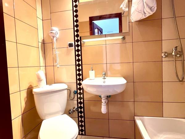 Pod Sosnami - termy w bliskiej odległosci