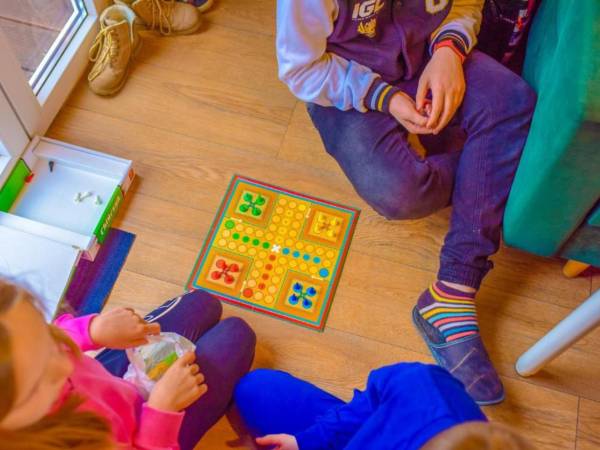 Zabawki i strefa dla dzieci w każdym domku