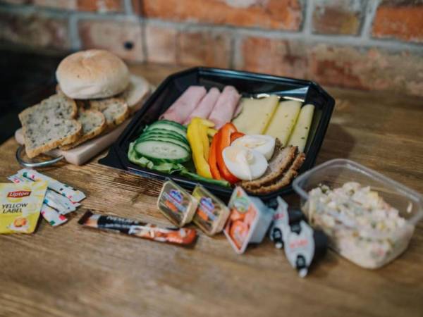 Możliwość dokupienia śniadań - aż 11 zestawów!