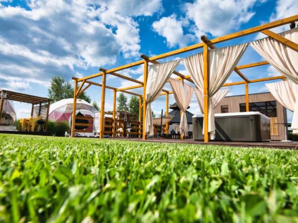 Strefa Spa z jacuzzi, sauną i schładzaczem do sauny