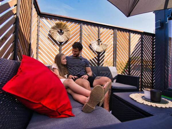 Prywatny taras, wygodne leżaki i chwile tylko dla Ciebie!Prywatny taras, wygodne leżaki i chwile tyl