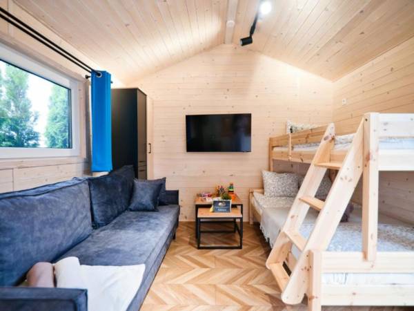 Przestronne domki zaprojektowane z myślą o komforcie