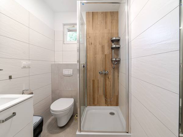 Łazienka, domek 3-4 osobowy