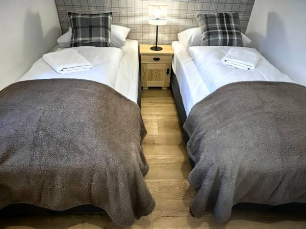 Luksusowy Domek Fantazja z Sauną i Kominkiem przy Stoku Narciarskim 