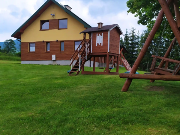  Budynek z apartamentem nr 1 i nr 2 na Obiekcie