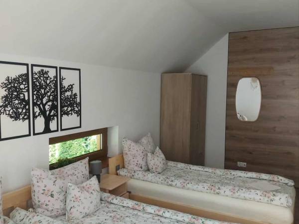 sypialnia 3 osobowa ta sama