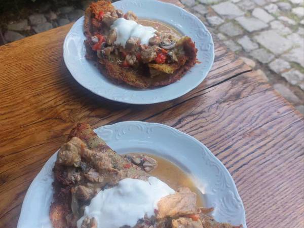 [Placek po węgiersku