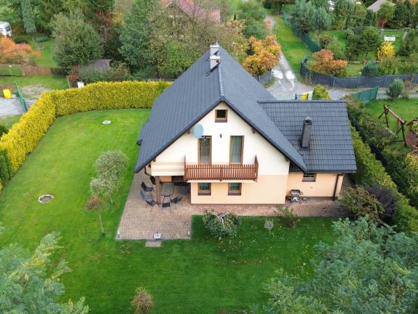 Dom do wynajęcia nad rzeką Brennicą