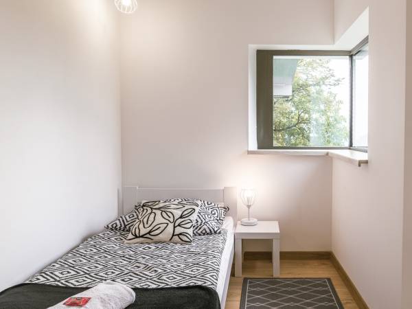 pokój trzyosobowy piętro