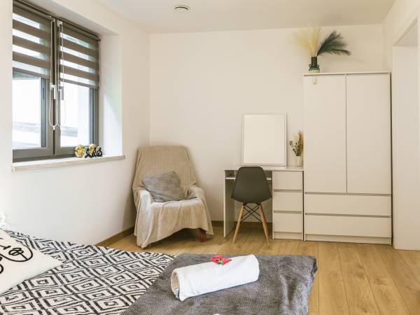 pokój trzyosobowy piętro