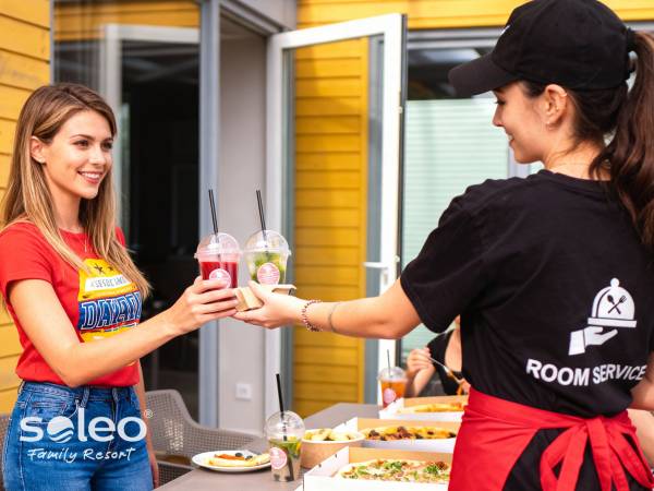 ROOM SERVICE - bezpłatna dostawa zamówień do domku