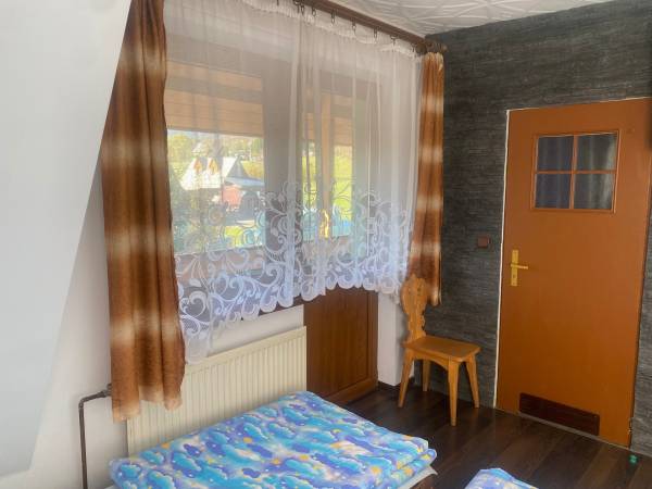 Pokoje Gościnne ''Pod Smrekami''