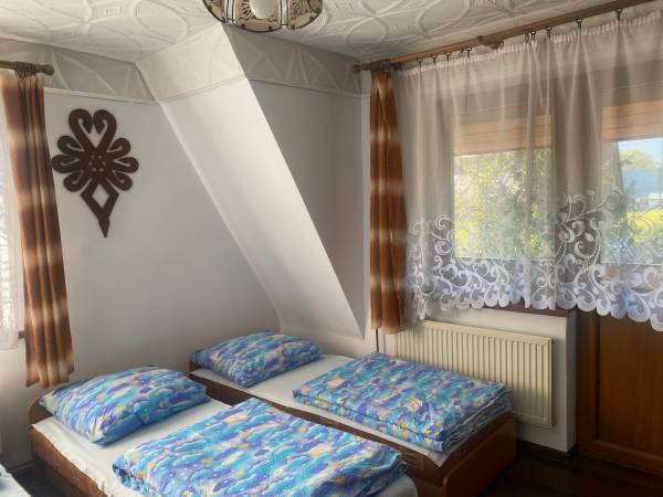 Pokoje Gościnne ''Pod Smrekami''