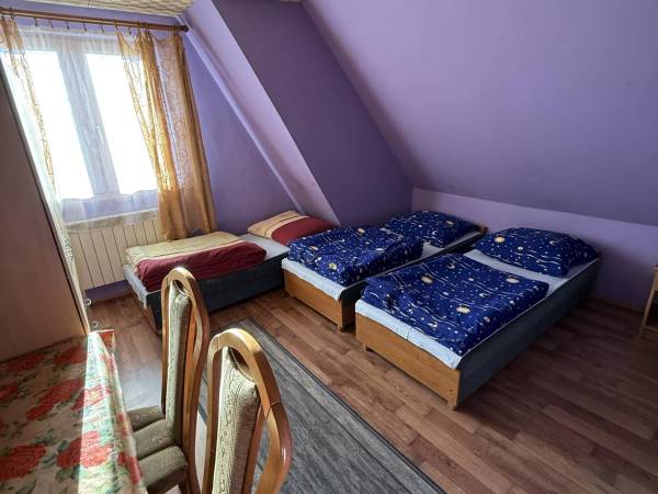 Pokoje Gościnne ''Pod Smrekami''