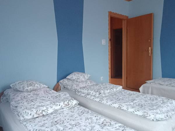 Pokój nr 5_3 osobowy