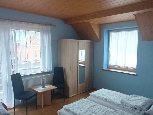 Pokój nr 5_3 osobowy