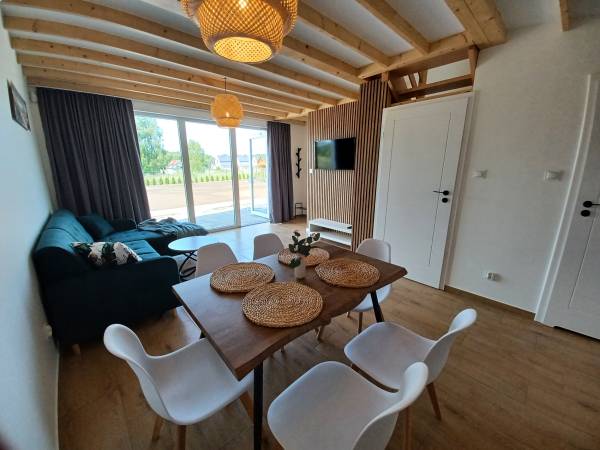 Błękitne Zamorze i Domki Premium