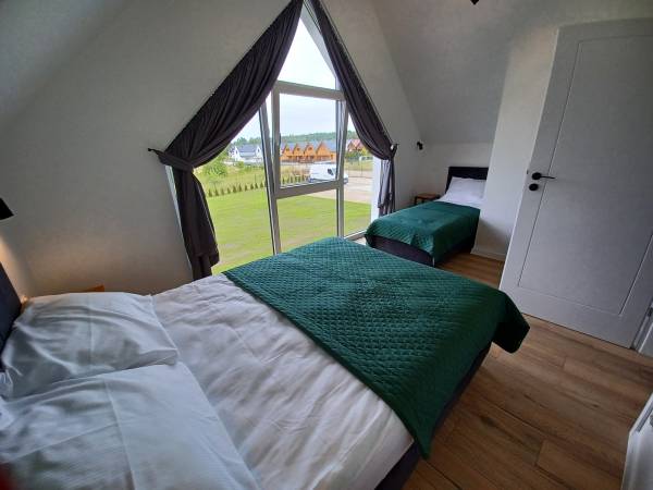 Błękitne Zamorze i Domki Premium