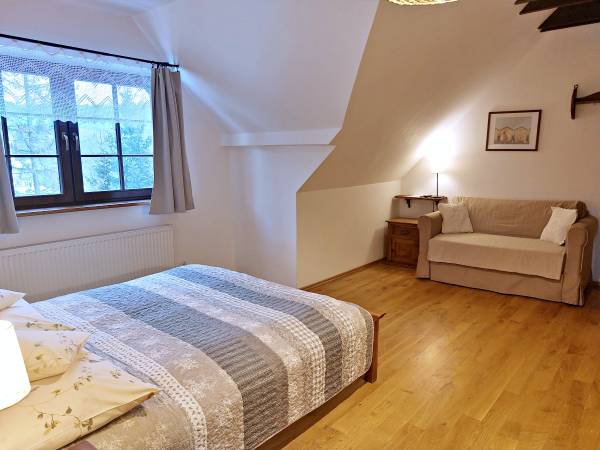 Pokój 2-osobowy z aneksem kuchennym i łazienką