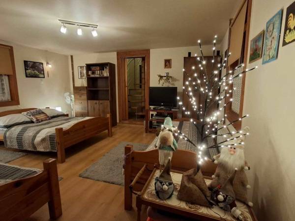 Dom Pod Lipami - Barbara i Leszek Kowalscy